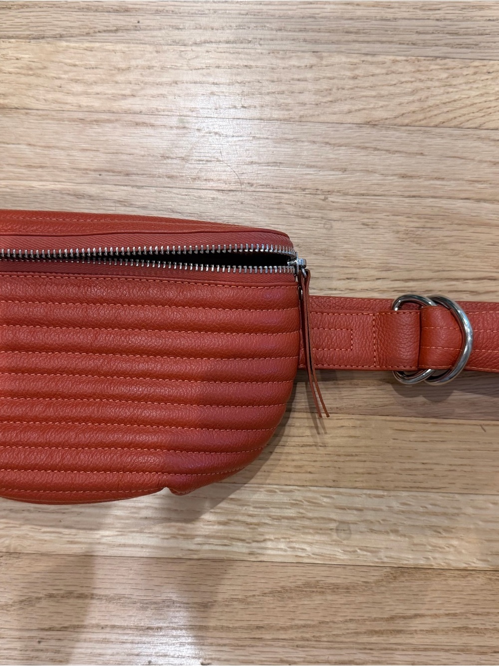 Beklina Ribbed Belt Bag - persimmon leather